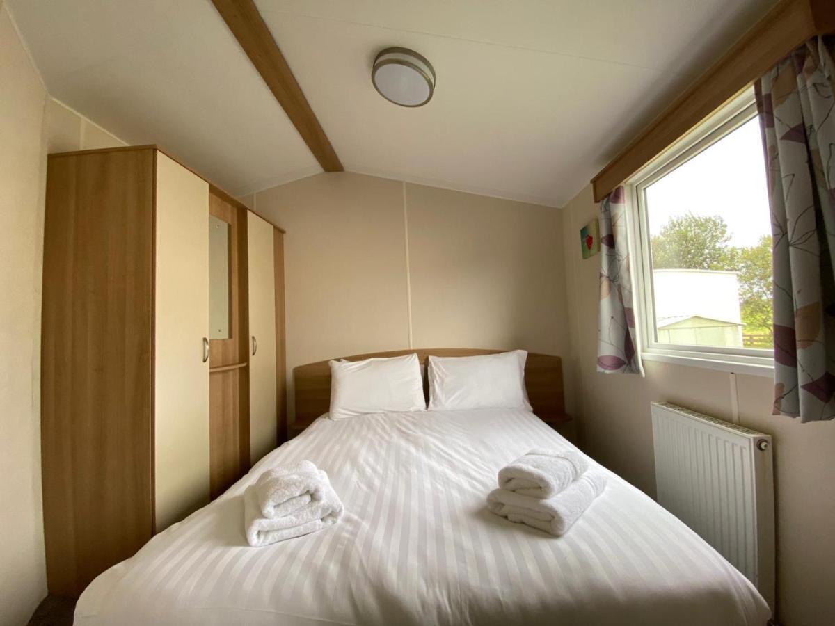 Holiday In Caravan Millom Exterior photo